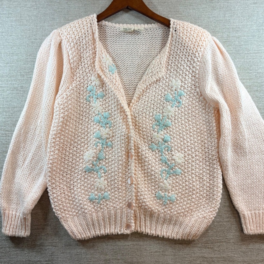 Dainty Vintage Grandmacore Hand Knit Floral Embroidered Pink Cardigan Pink Med